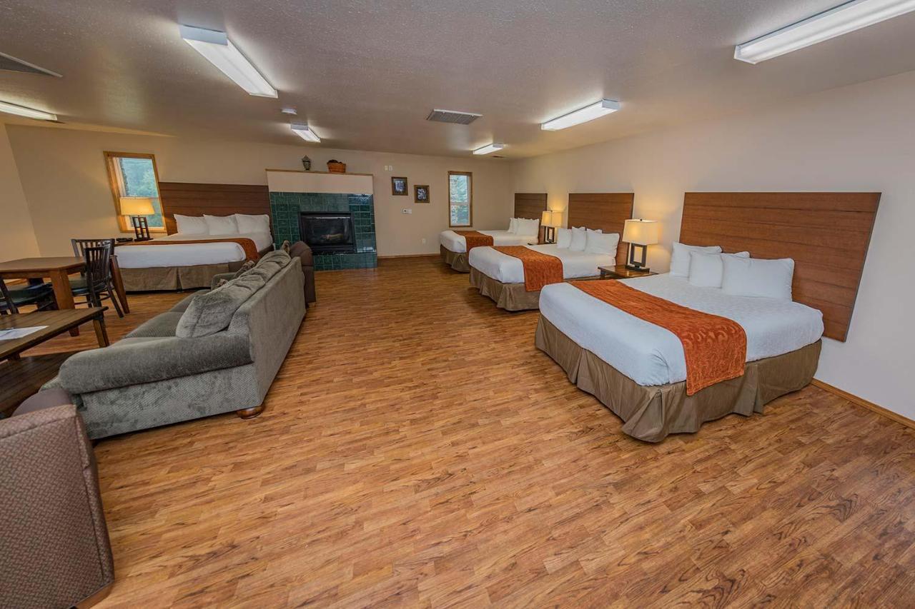 Lodge Nisqually