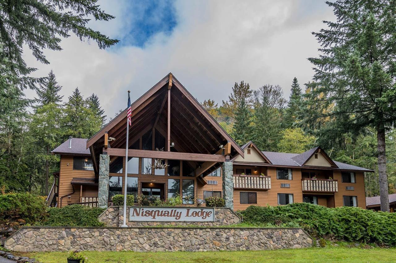 Lodge Nisqually *